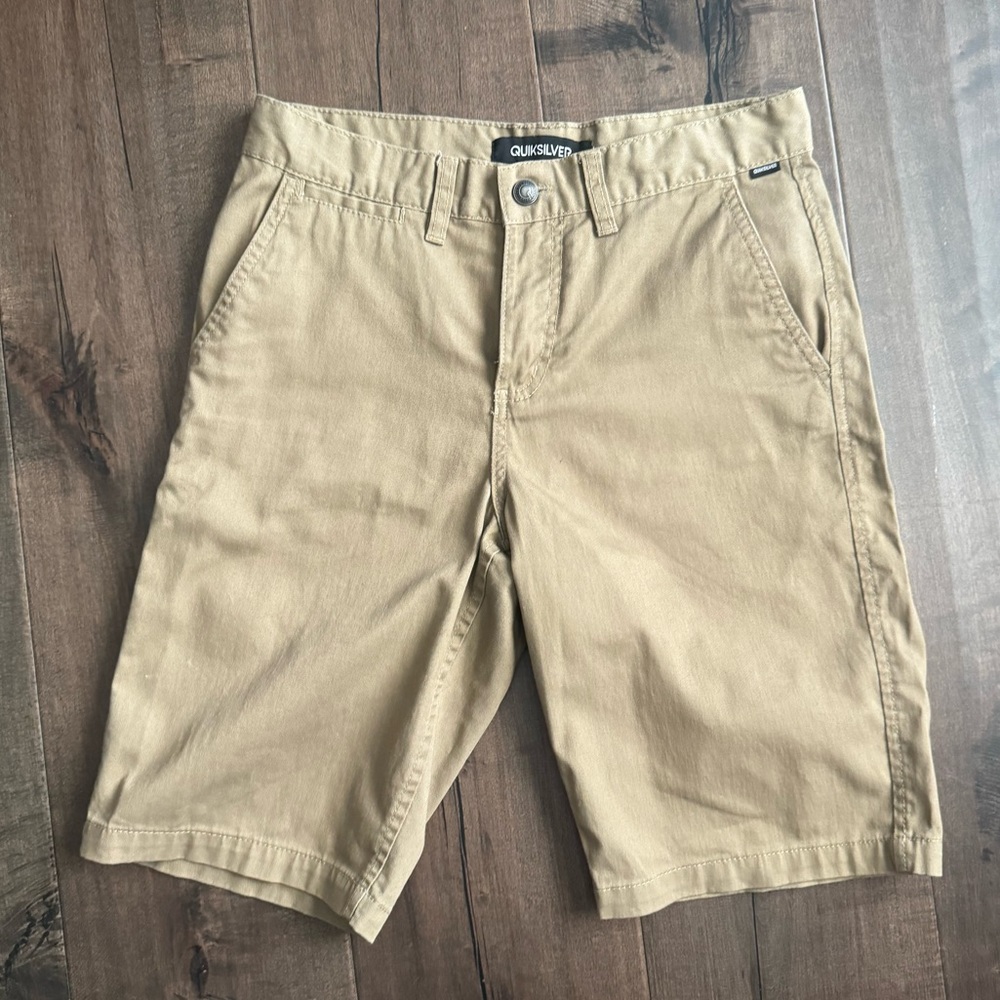 Quiksilver Shorts Size 28